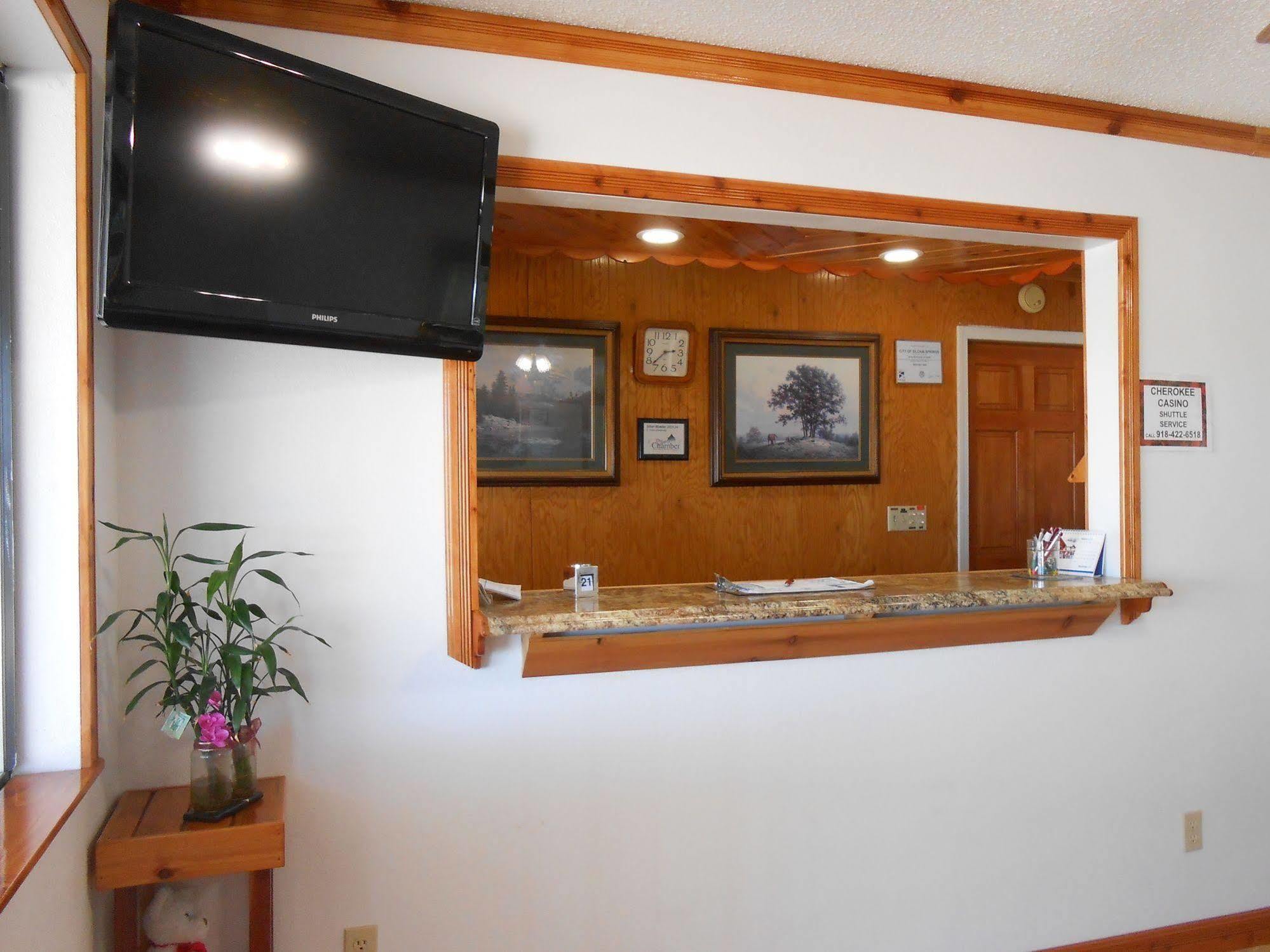 Budget Inn And Suites Siloam Springs Екстер'єр фото